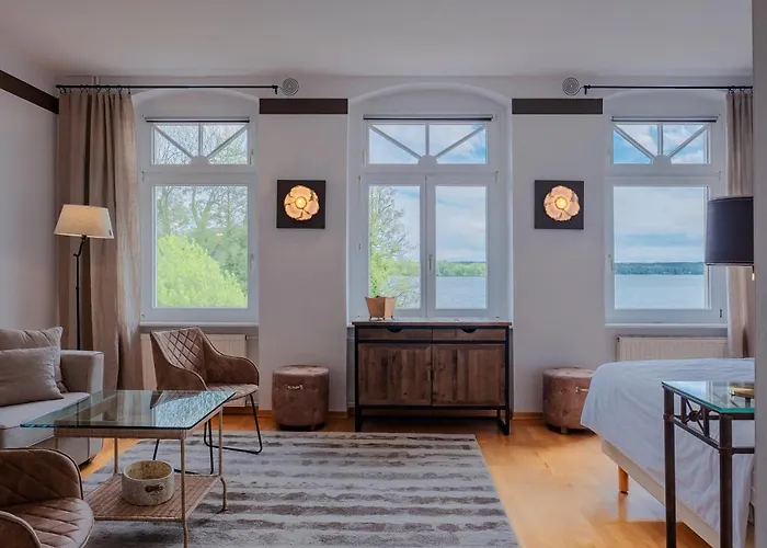 Waterfront21 & ホテル 4*