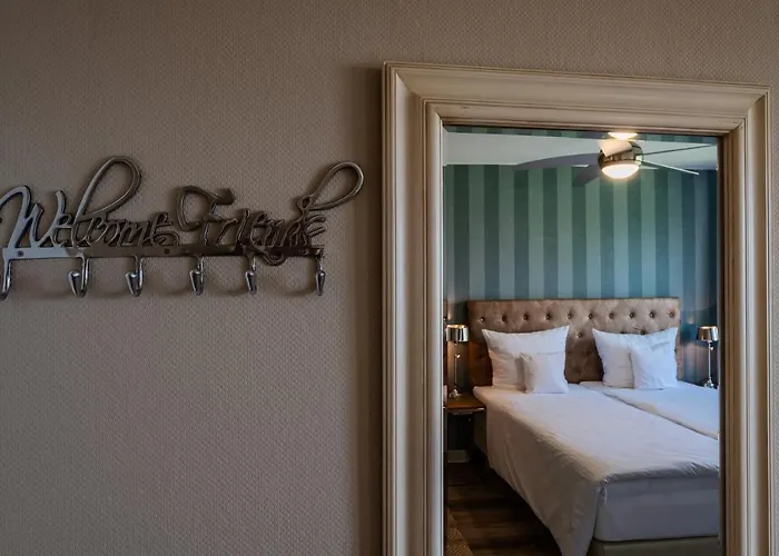 Waterfront21 & 4* バート・ザーロー